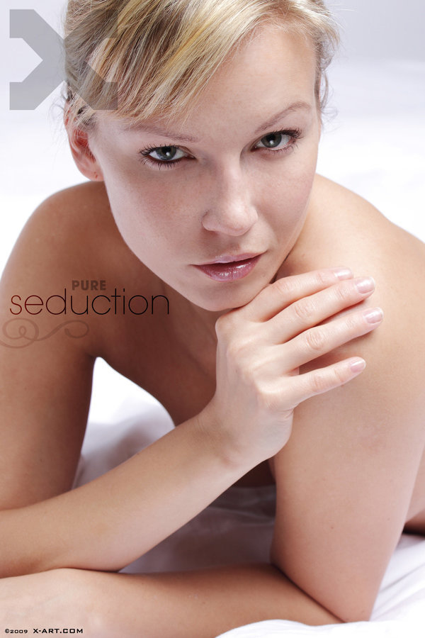 teen blonde nude  Kristi Pure Seduction